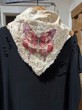 Cream Lace Bandana Scarf with Pink Butterfly Floral Accent